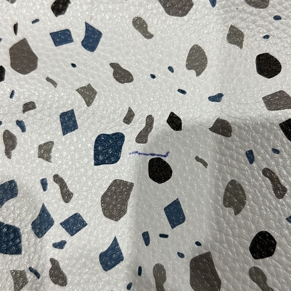 Thirty one pouch - Picture 2 of 3